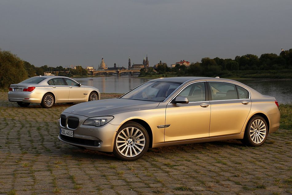 宝马全新一代750Li