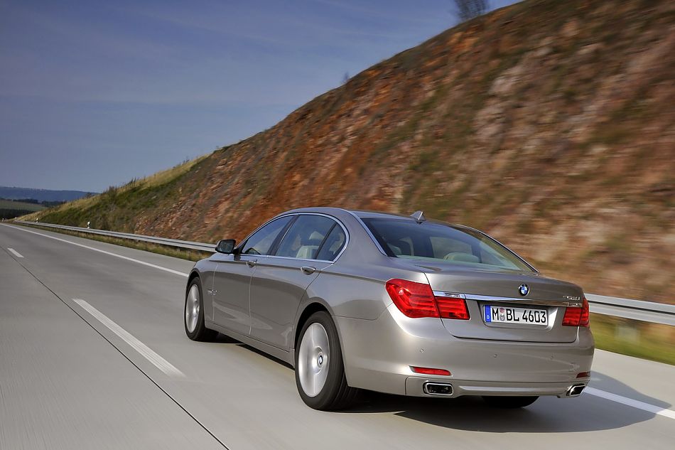 宝马全新一代750Li