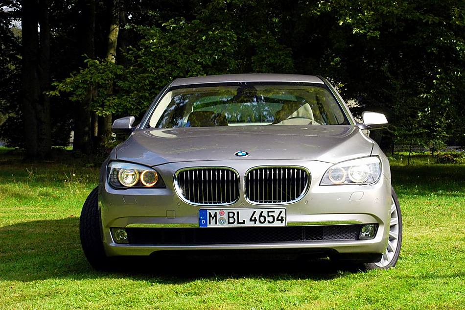 全新宝马7系外观