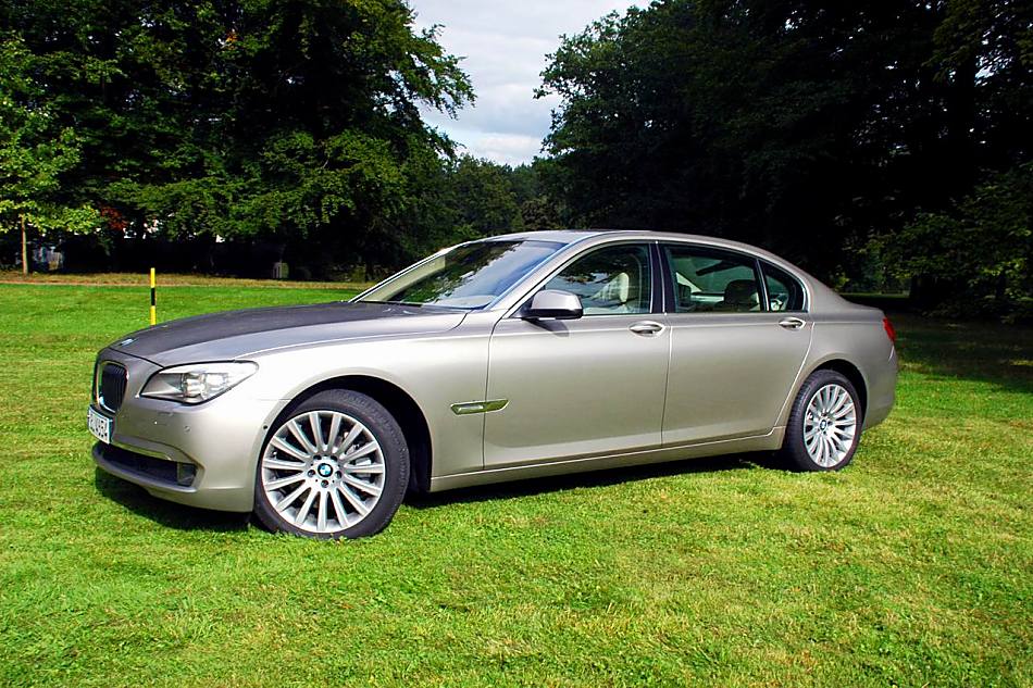 全新宝马7系外观