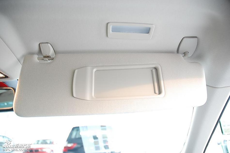 宝马新7系到店内饰实拍图