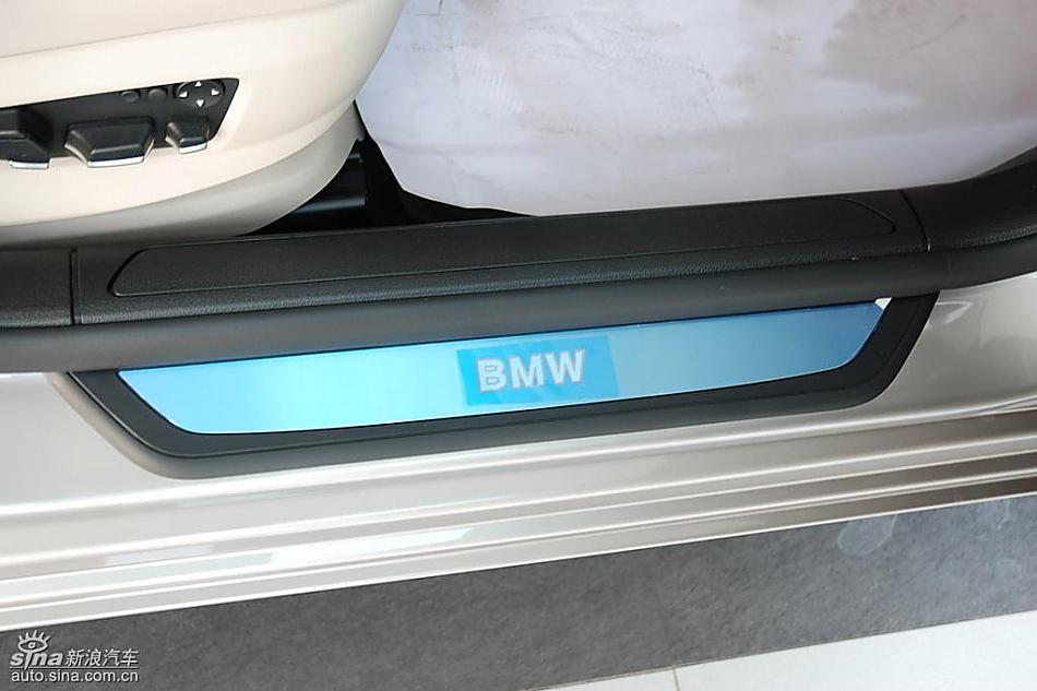 宝马新7系到店内饰实拍图