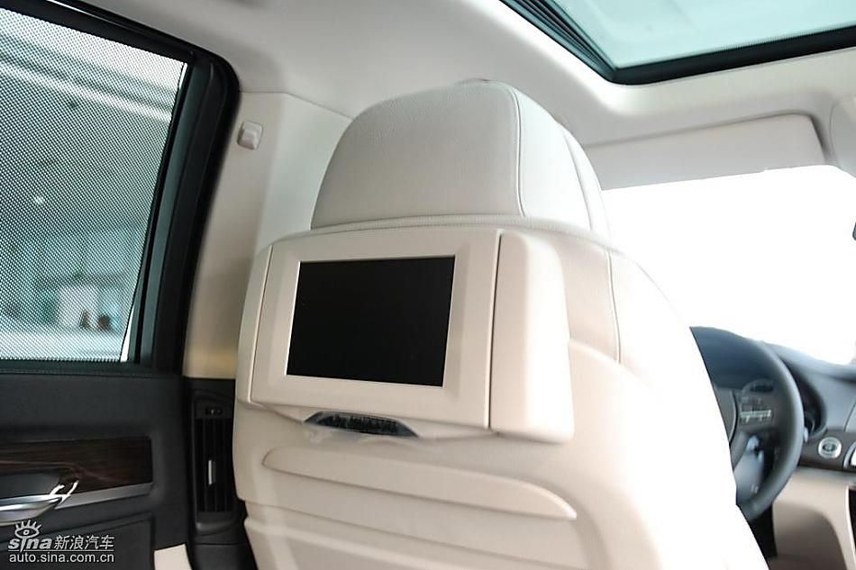 宝马新7系到店内饰实拍图