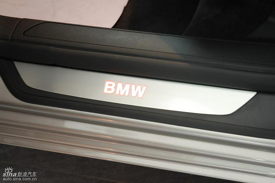 宝马新7系到店内饰实拍图