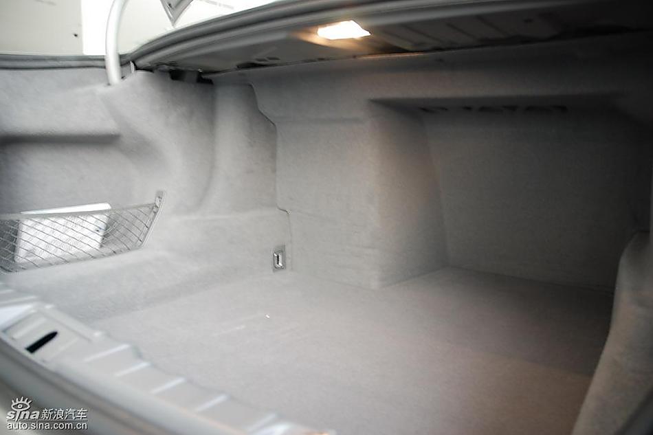 宝马新7系到店内饰实拍图