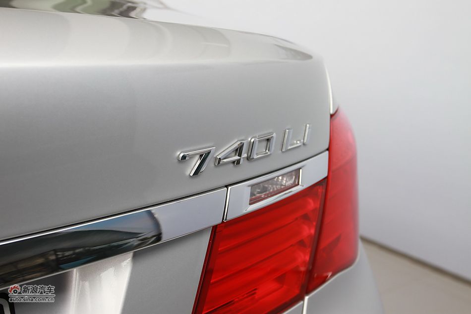 2009款宝马740Li豪华型