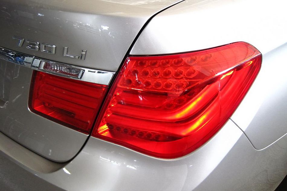 宝马730Li领先型到店实拍组图