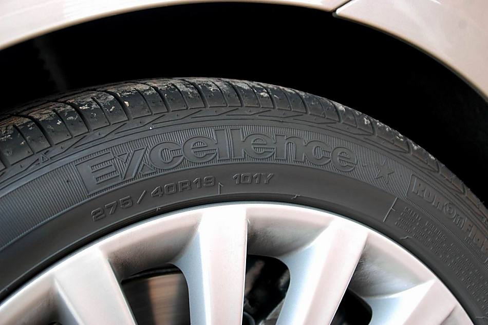 全新宝马7系外观细节