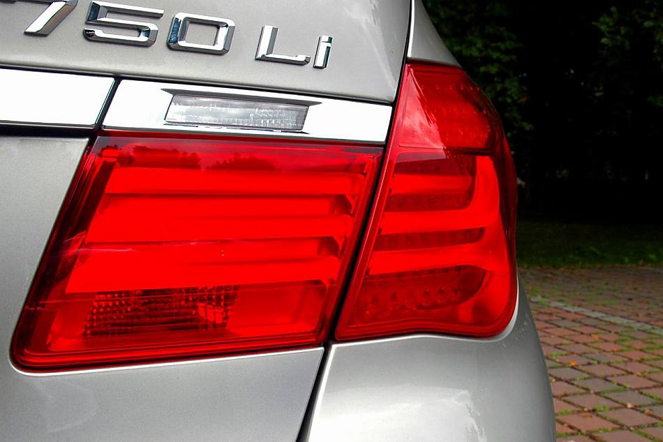 全新宝马7系外观细节