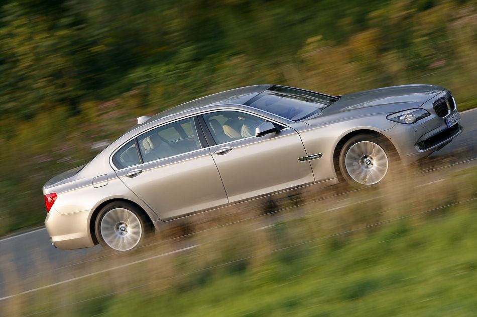 宝马全新一代750Li