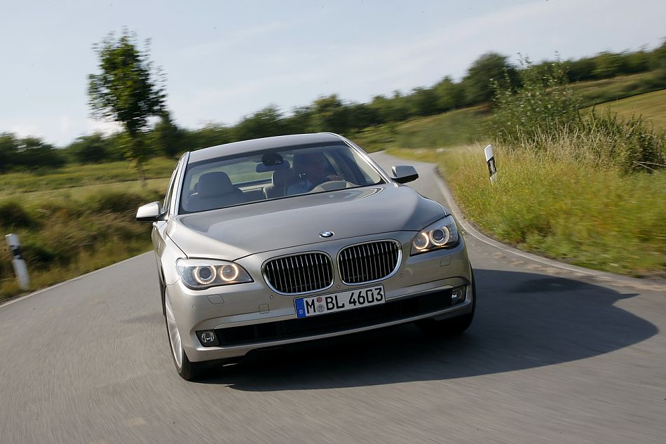 宝马全新一代750Li