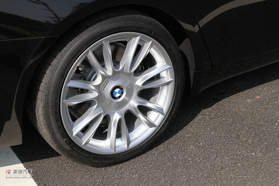 宝马760Li V12 25周年纪念版