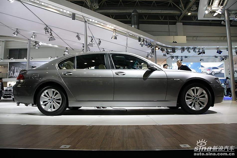 宝马730Li