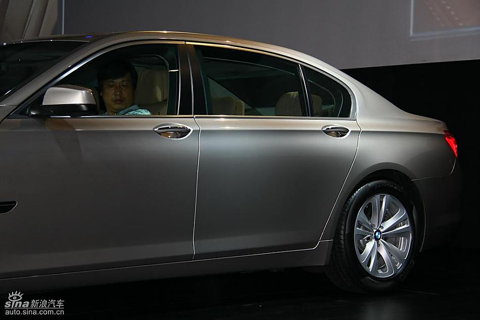 全新BMW730Li