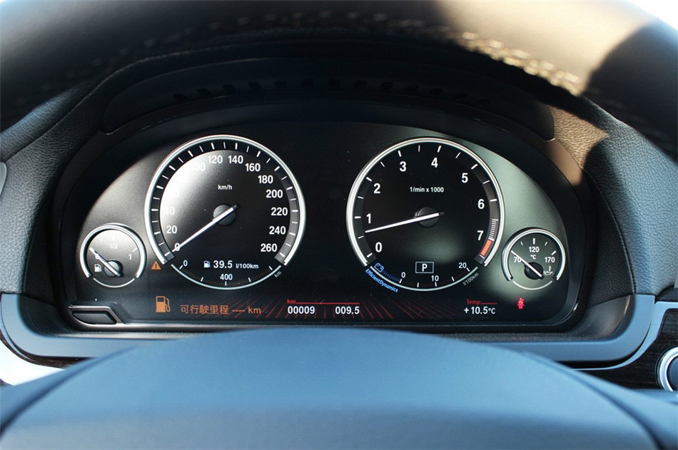 2013款 740Li 3.0T AT 领先型 内饰