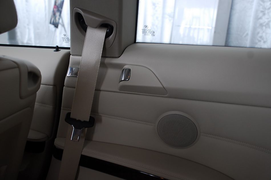 进口宝马3系双门轿跑车与双门敞篷车