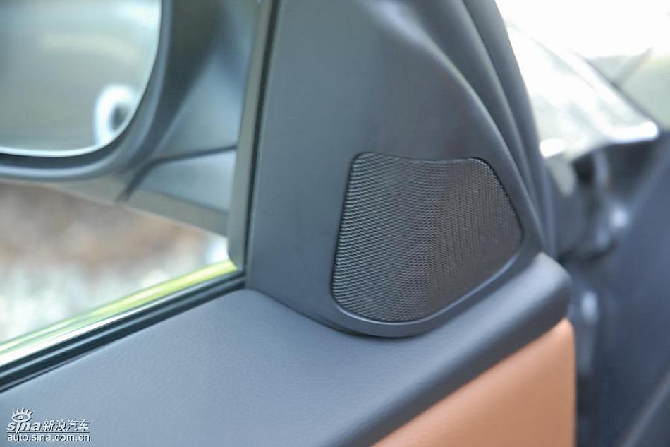 09款宝马3系轿车内饰