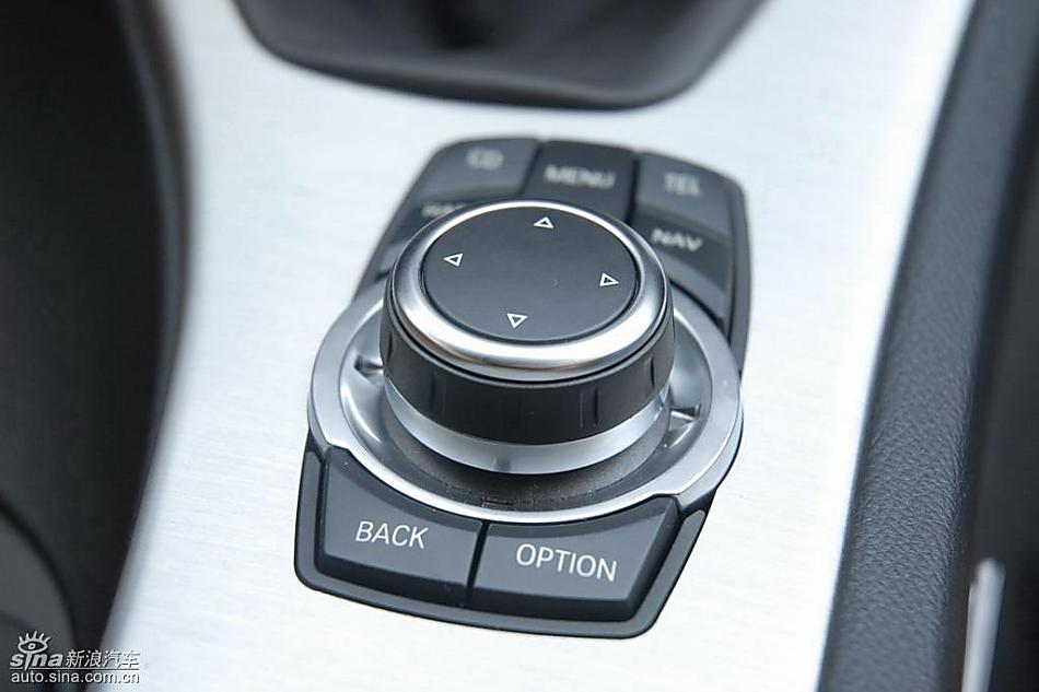 09款宝马3系轿车内饰
