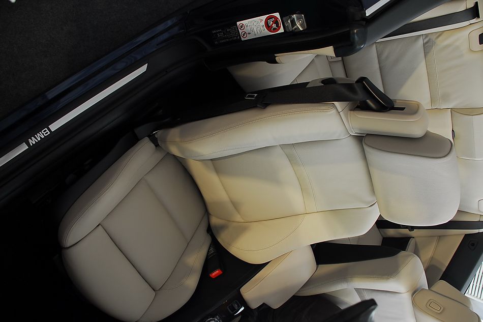 进口宝马3系双门轿跑车与双门敞篷车