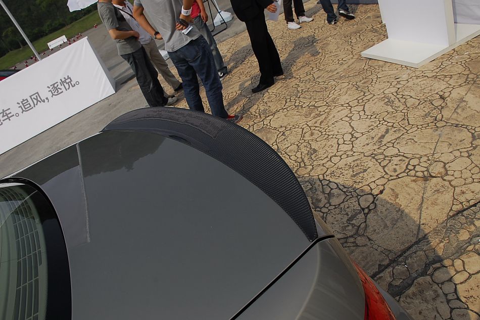 进口宝马3系双门轿跑车与双门敞篷车