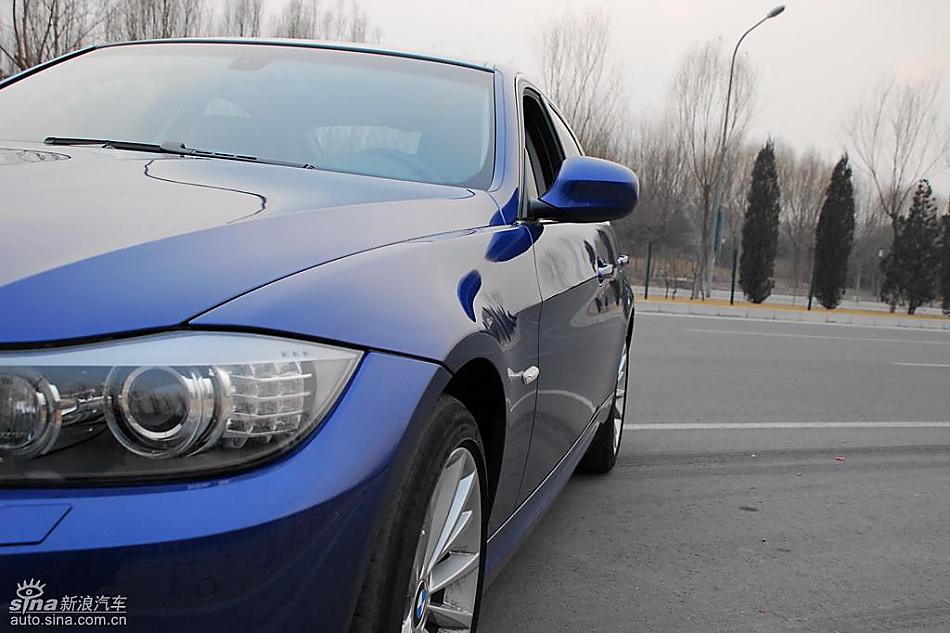 宝马335i外观实拍图片