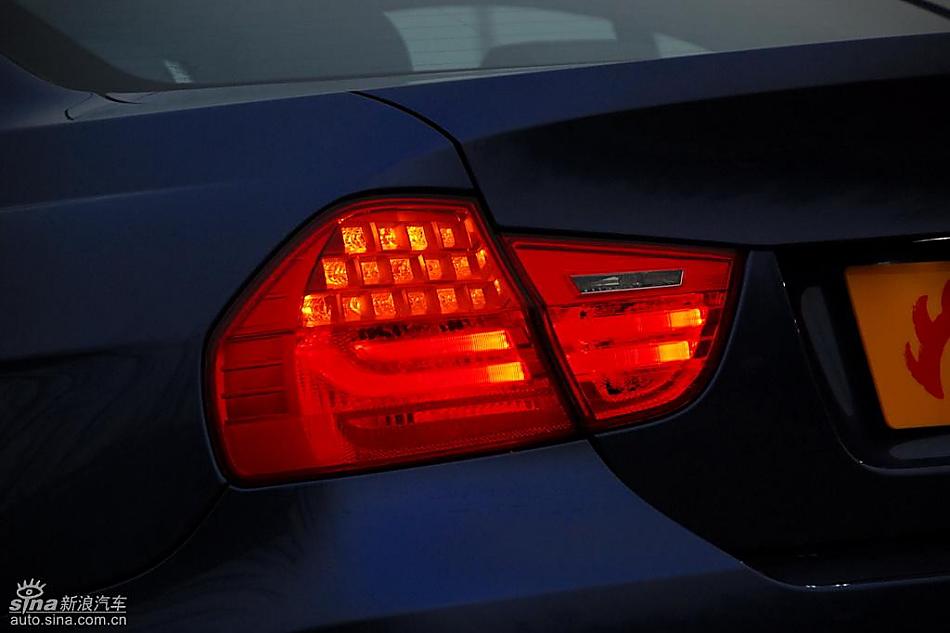 宝马335i外观实拍图片