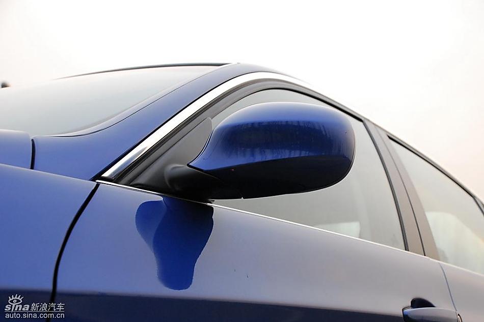 宝马335i外观实拍图片