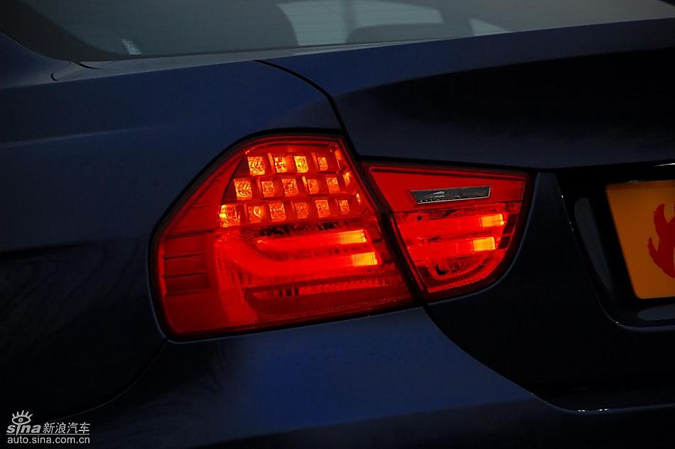 宝马335i外观实拍图片