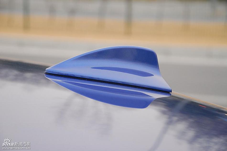 宝马335i外观实拍图片