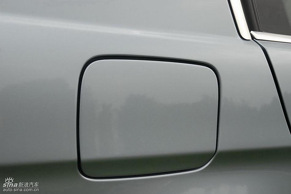 09款宝马3系轿车外观