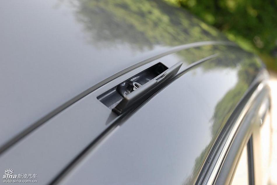 09款宝马3系轿车外观