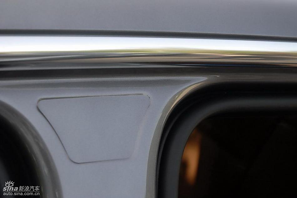 09款宝马3系轿车外观