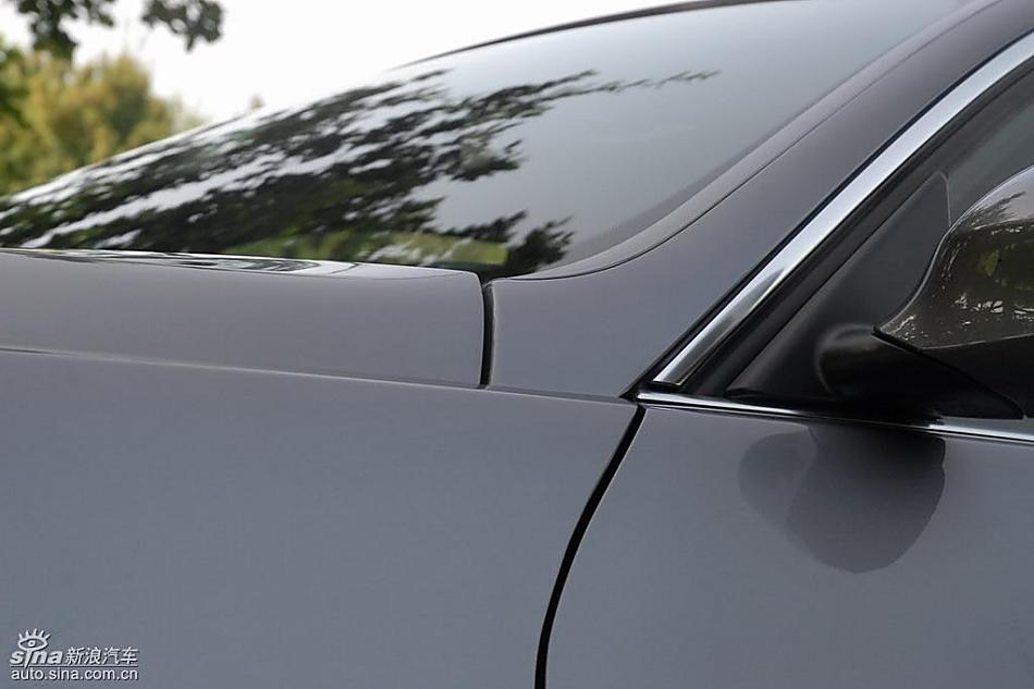 09款宝马3系轿车外观