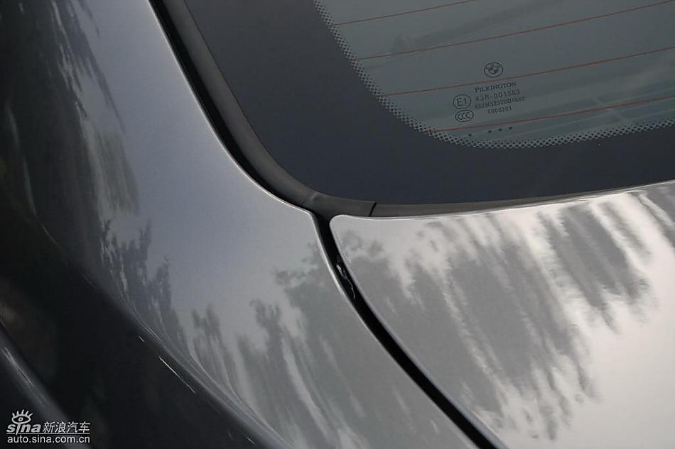 09款宝马3系轿车外观