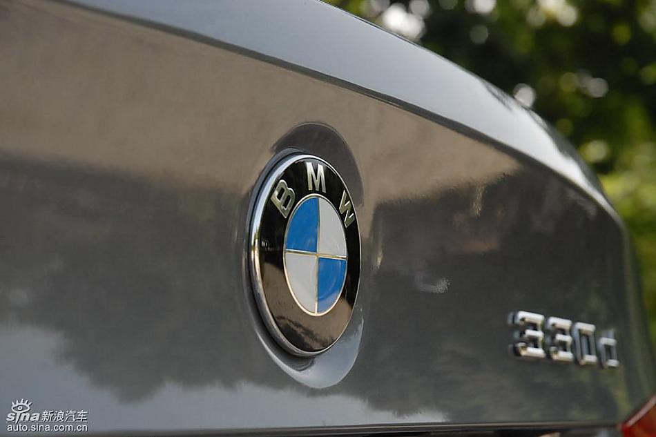 09款宝马3系轿车外观
