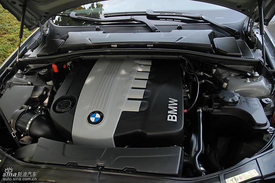 09款宝马330d柴油发动机