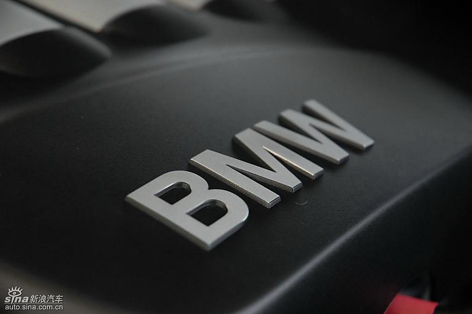 09款宝马330d柴油发动机