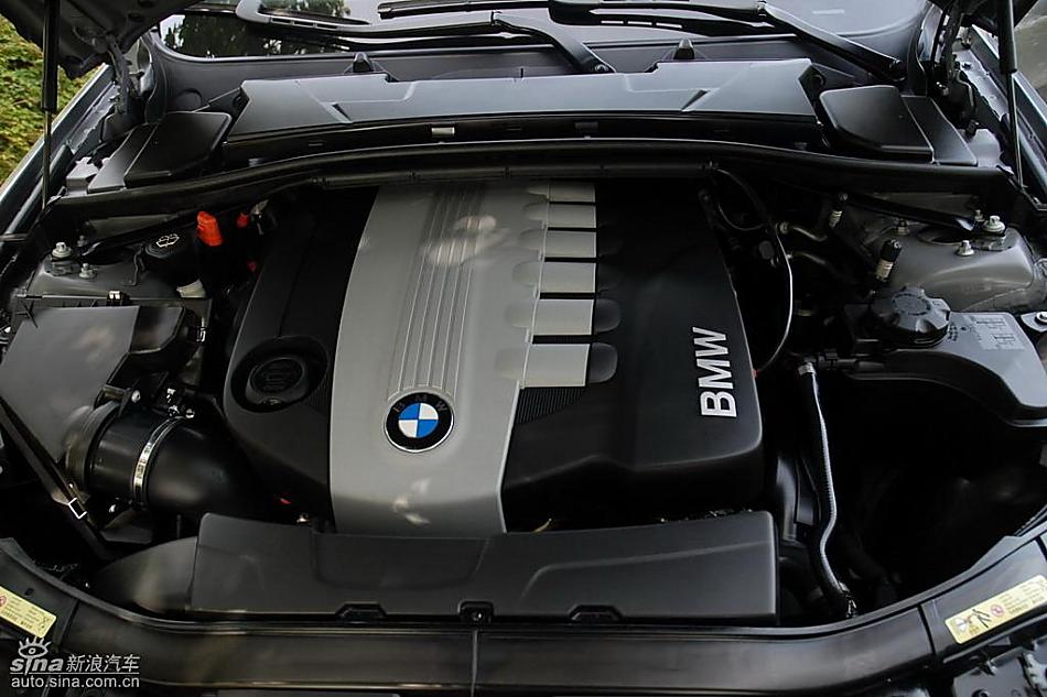 09款宝马330d柴油发动机