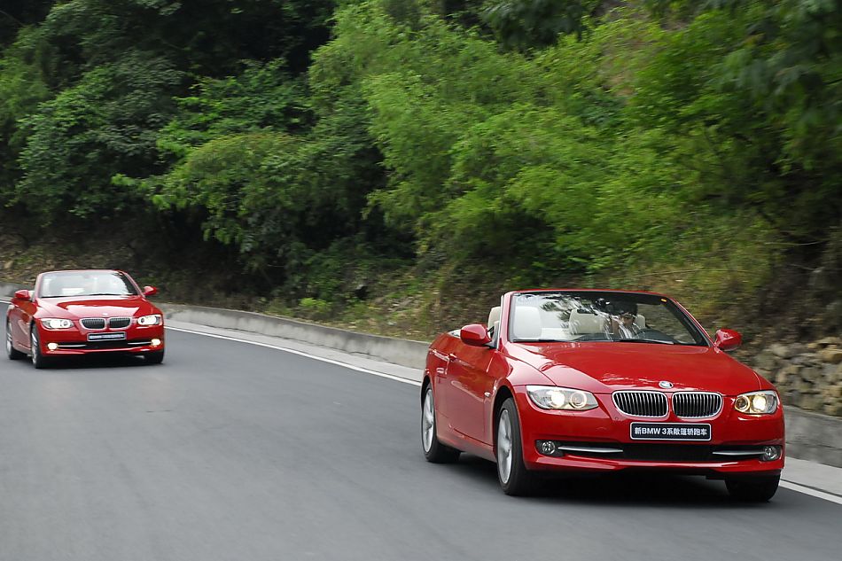 进口宝马3系双门轿跑车与双门敞篷车