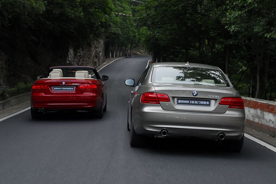 进口宝马3系双门轿跑车与双门敞篷车