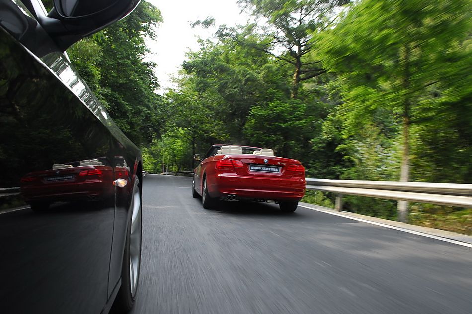 进口宝马3系双门轿跑车与双门敞篷车