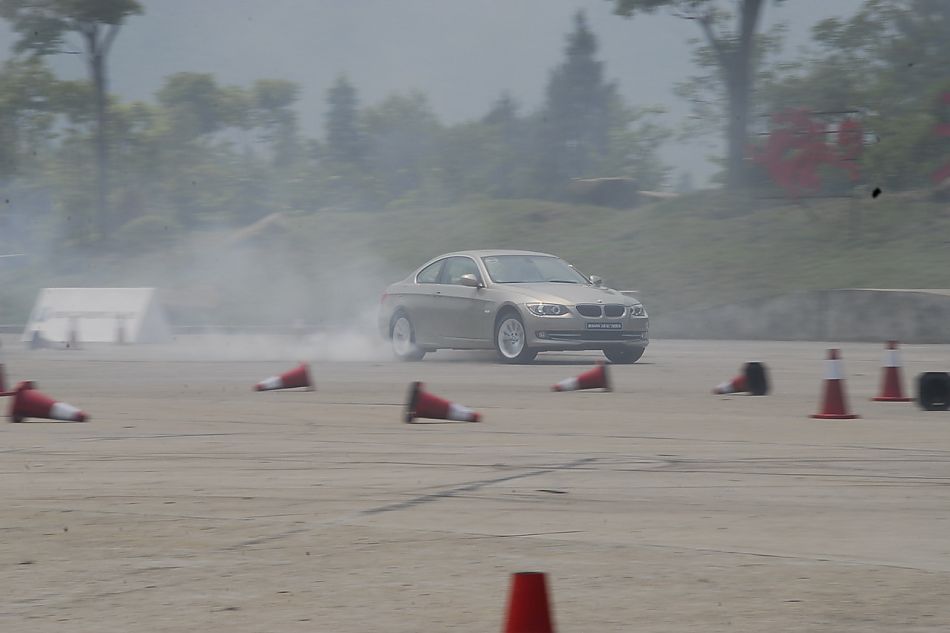进口宝马3系双门轿跑车与双门敞篷车