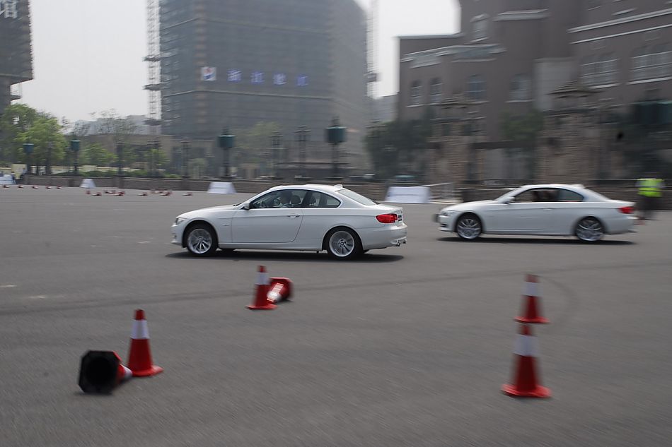 进口宝马3系双门轿跑车与双门敞篷车