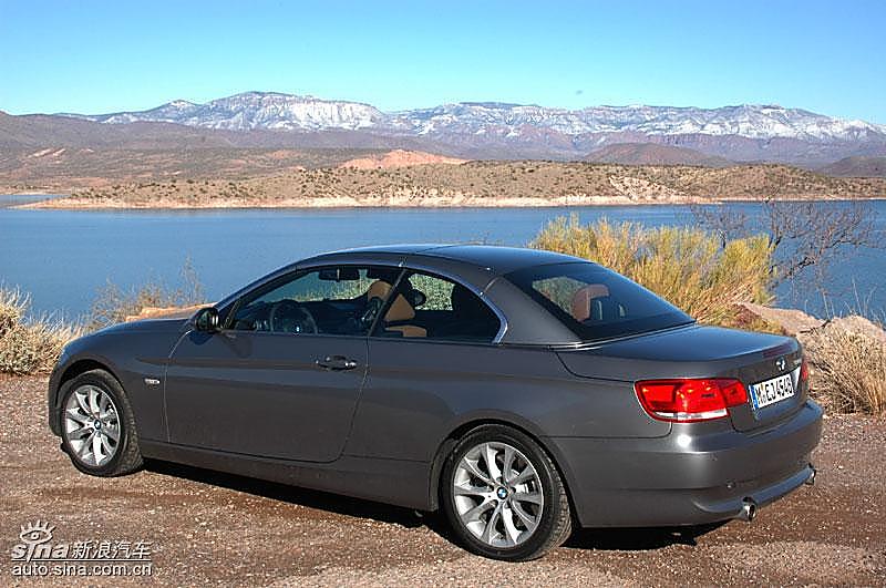 宝马335i敞篷轿车