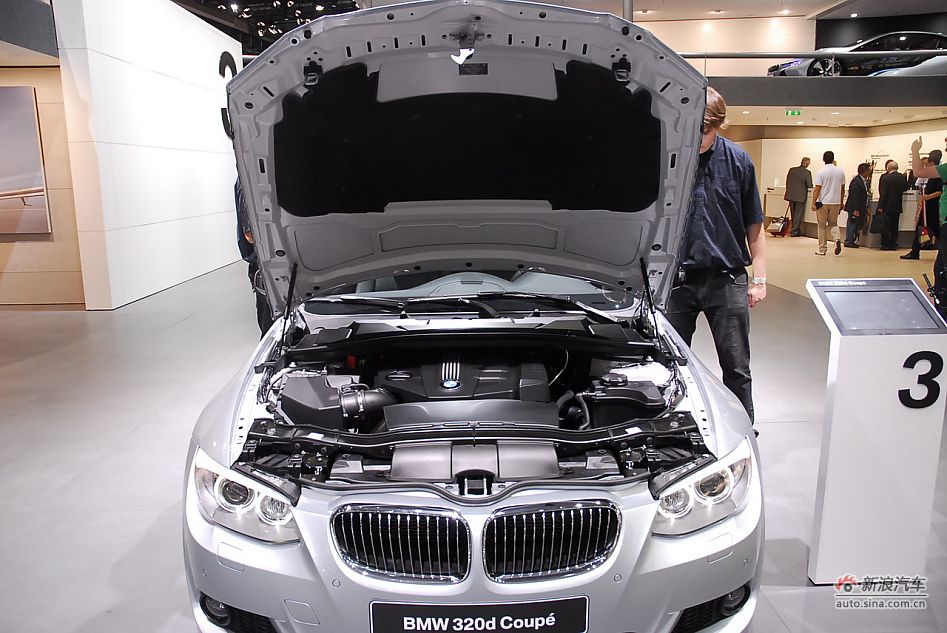 宝马320d Coupe