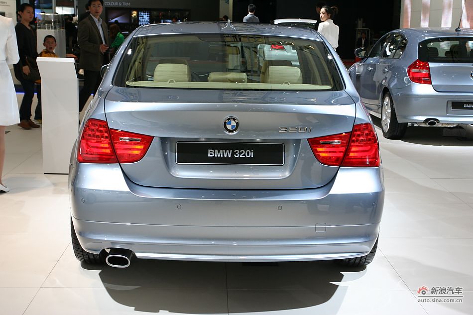 宝马320i