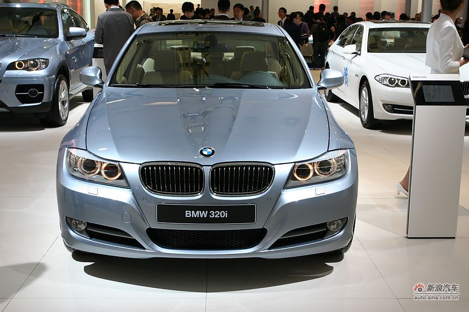 宝马320i