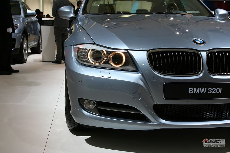 宝马320i