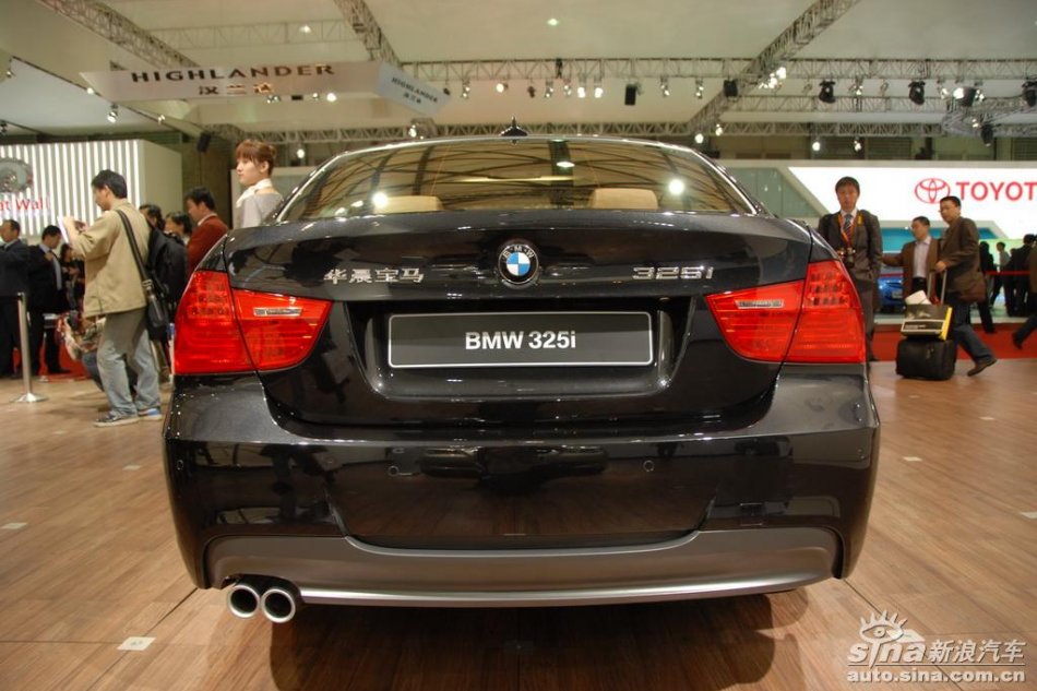 宝马325i