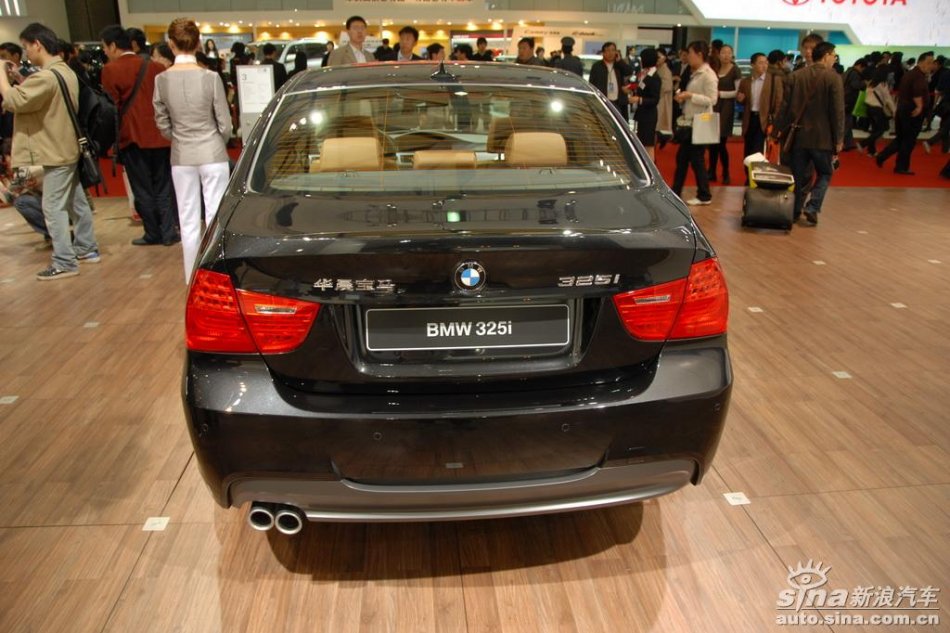 宝马325i